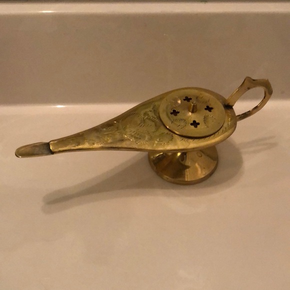 Beautiful Genie Lamp from Dubai - Picture 2 of 2